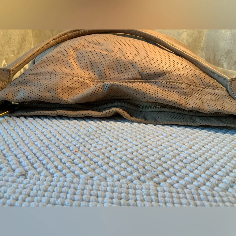 ELLIOTT LUCCA BAG